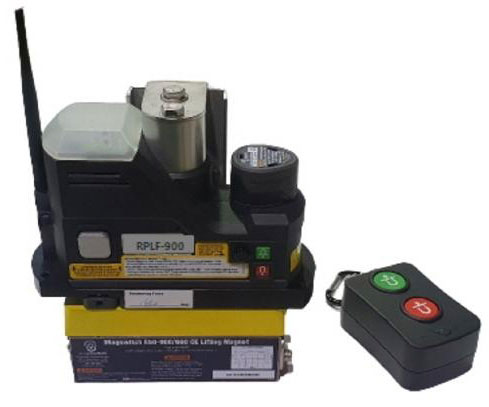 Remotely Controllable ship embarkment / disembarkment ladder fixing equipment[RPLF-900] 